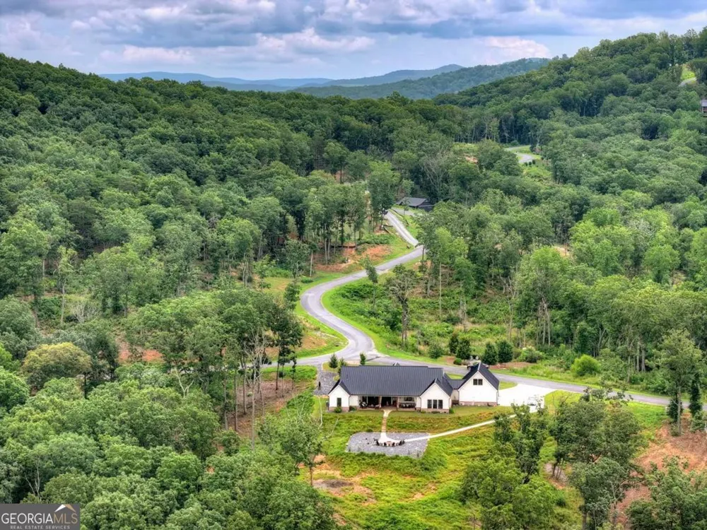 624 High Summit DR Talking Rock, GA 30175