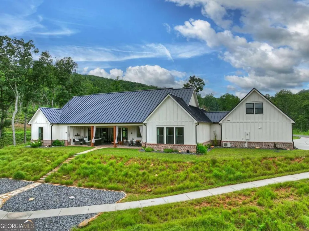 624 High Summit DR Talking Rock, GA 30175