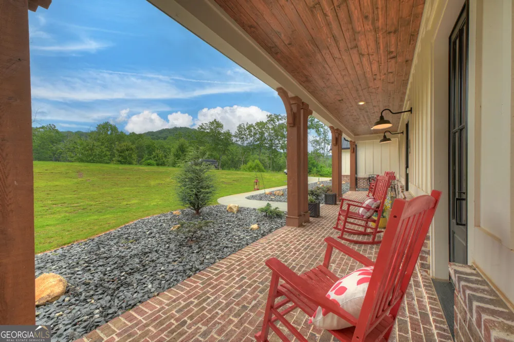 624 High Summit DR Talking Rock, GA 30175