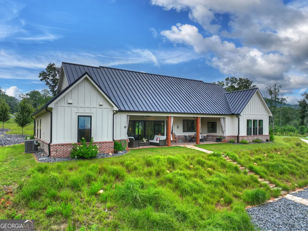 624 High Summit DR Talking Rock, GA 30175