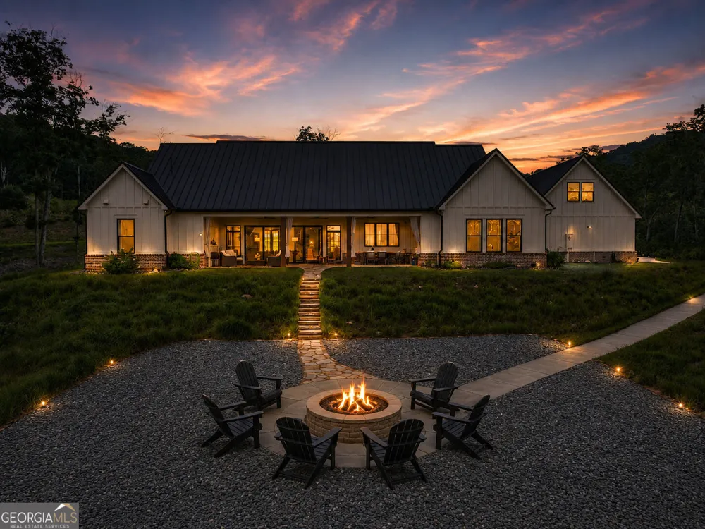 624 High Summit DR Talking Rock, GA 30175