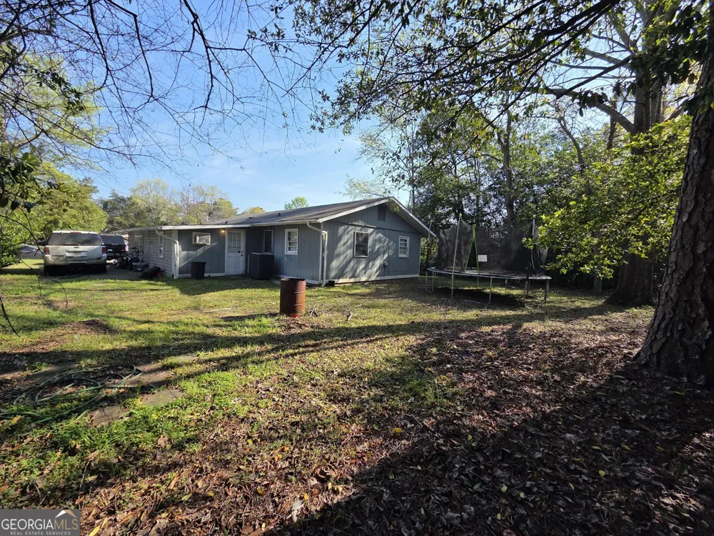 105 Varee DR Warner Robins, GA 31093