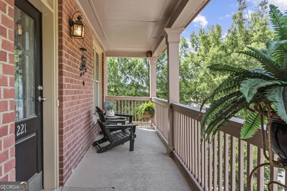 221 W Jefferson ST Madison, GA 30650