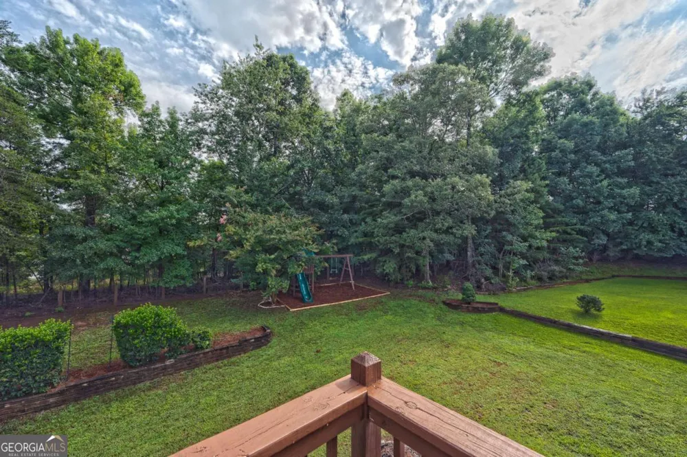 6532 Sundial AVE Flowery Branch, GA 30542