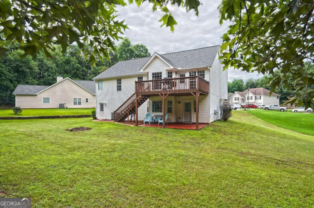 6532 Sundial AVE Flowery Branch, GA 30542