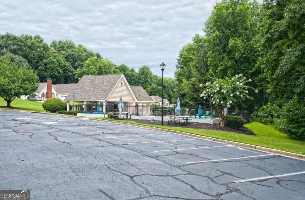 6532 Sundial AVE Flowery Branch, GA 30542