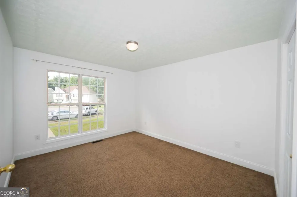 6532 Sundial AVE Flowery Branch, GA 30542