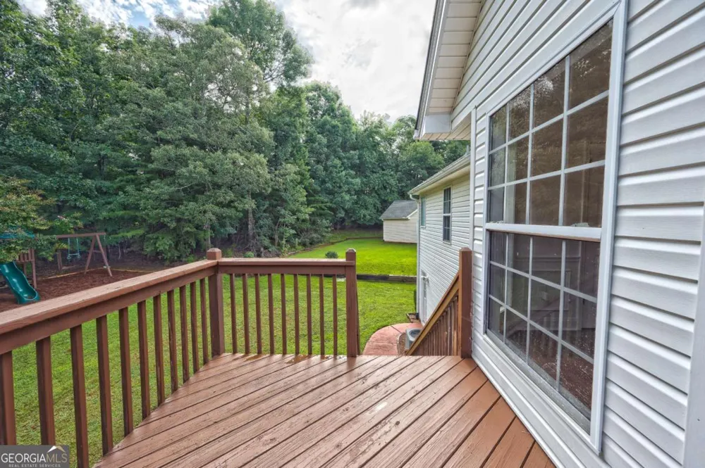 6532 Sundial AVE Flowery Branch, GA 30542