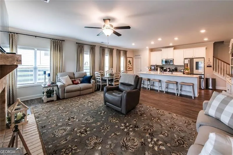 98 Heritage Pointe DR Villa Rica, GA 30180