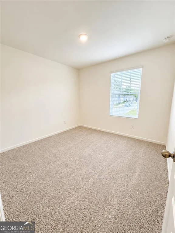 64 Padley DR Winder, GA 30680