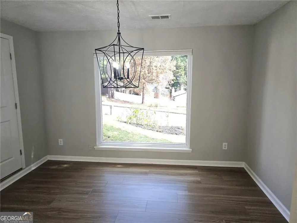 10085 Old Woodland Entry Johns Creek, GA 30022
