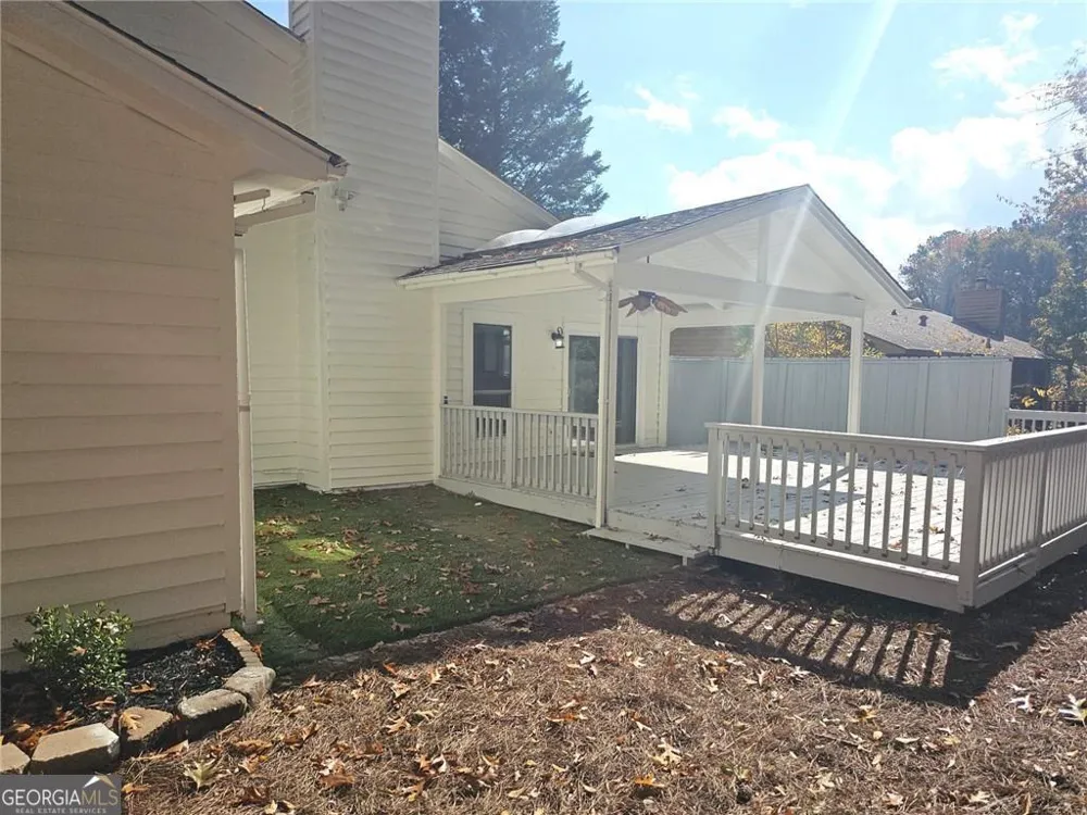 10085 Old Woodland Entry Johns Creek, GA 30022