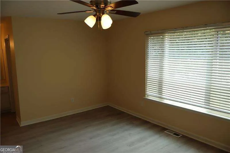 1161 Ridgecrest LN SE Smyrna, GA 30080