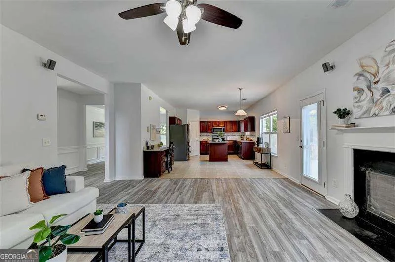 220 Nichols DR Suwanee, GA 30024