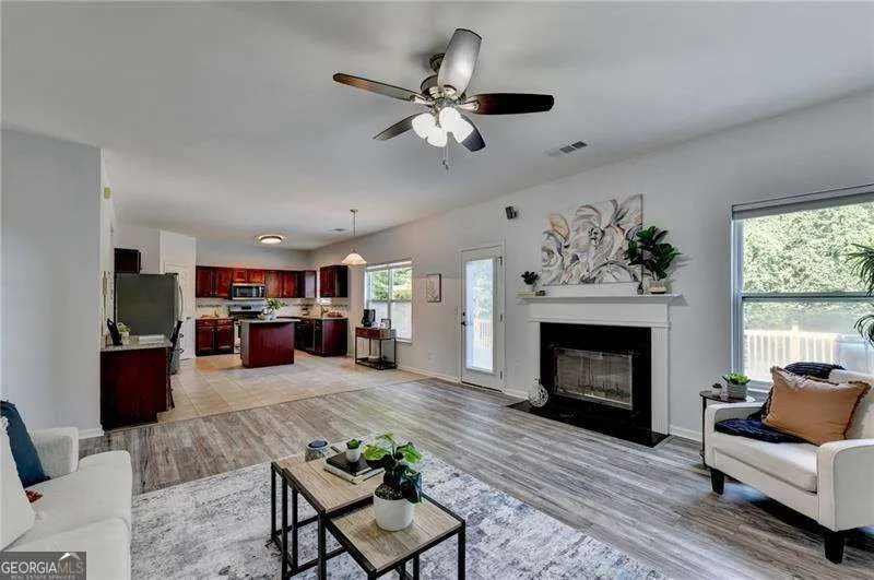 220 Nichols DR Suwanee, GA 30024