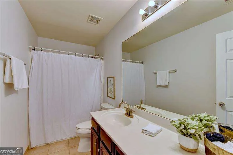 220 Nichols DR Suwanee, GA 30024