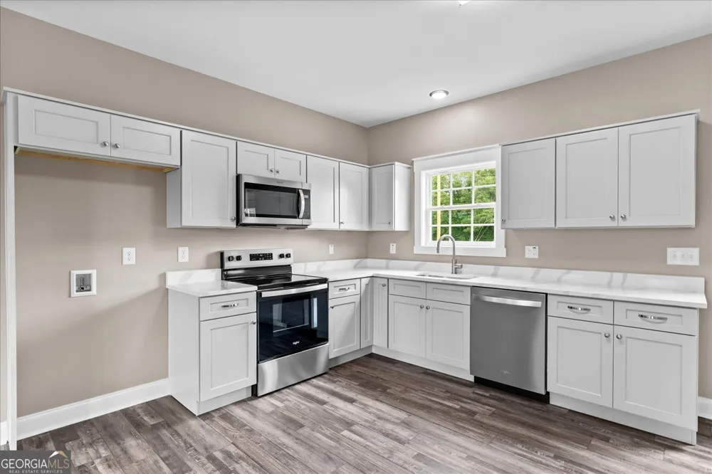 2442 SW Brown Bridge RD Dalton, GA 30721