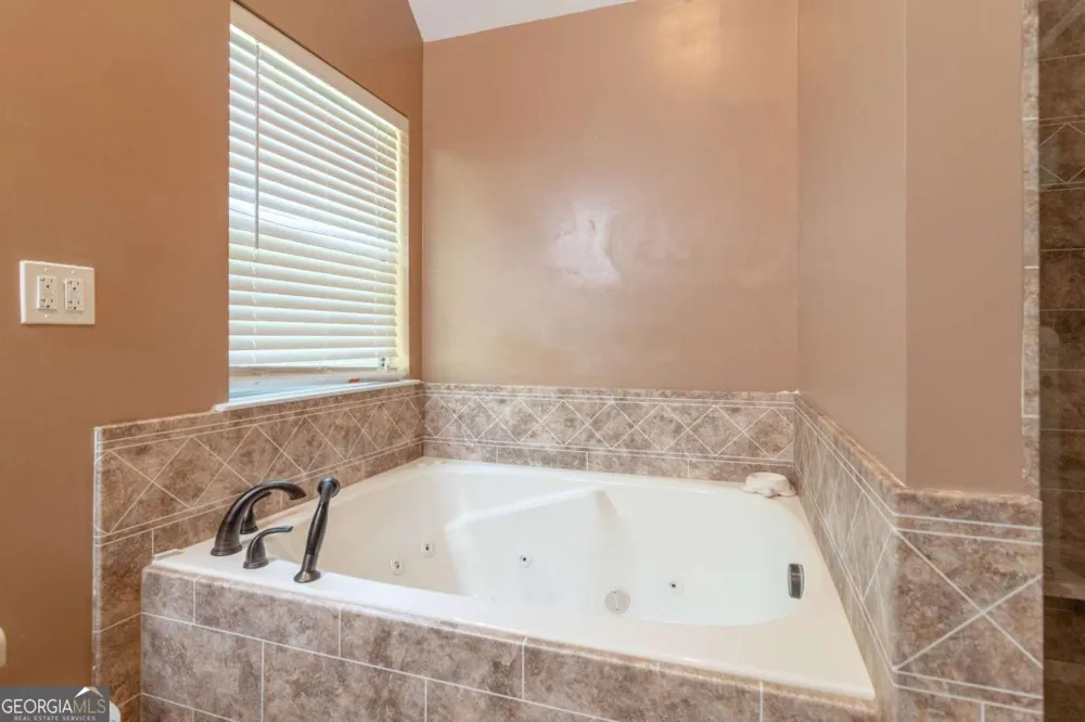7377 Spoleto LOOP Fairburn, GA 30213