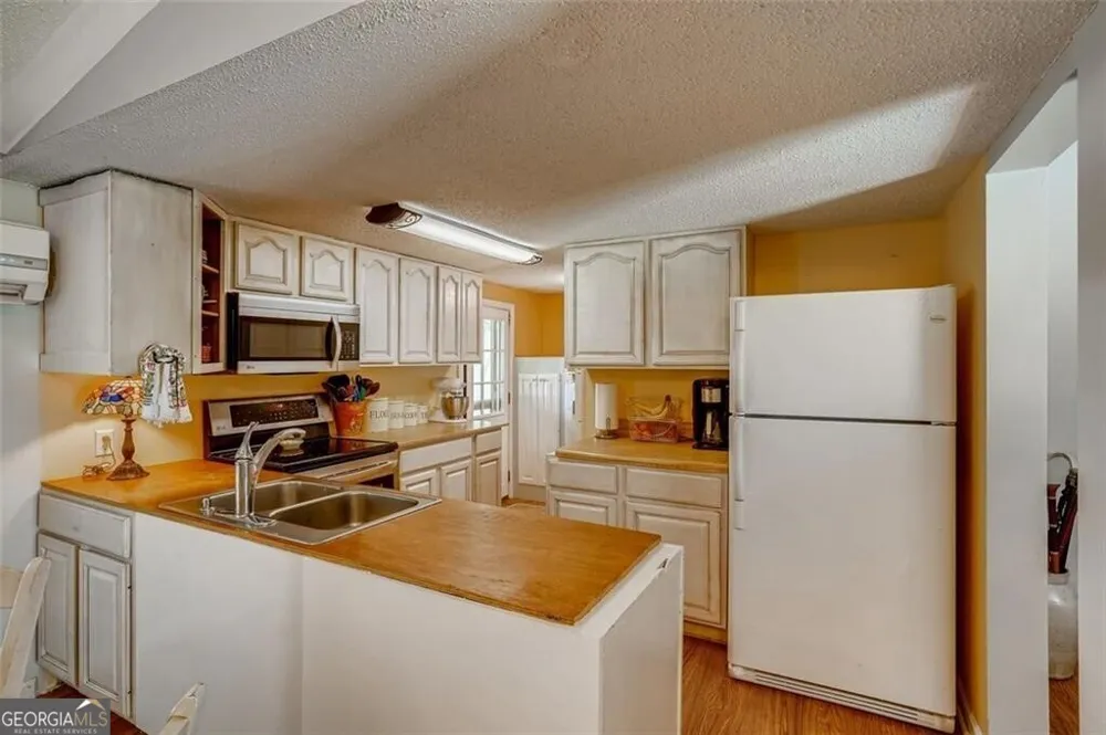 3397 Knox Bridge HWY Canton, GA 30114