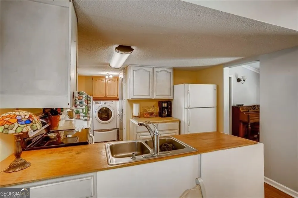 3397 Knox Bridge HWY Canton, GA 30114