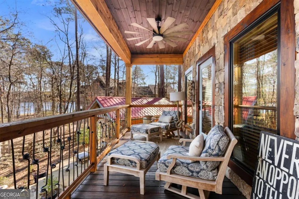 125 Rock Island LN Eatonton, GA 31024