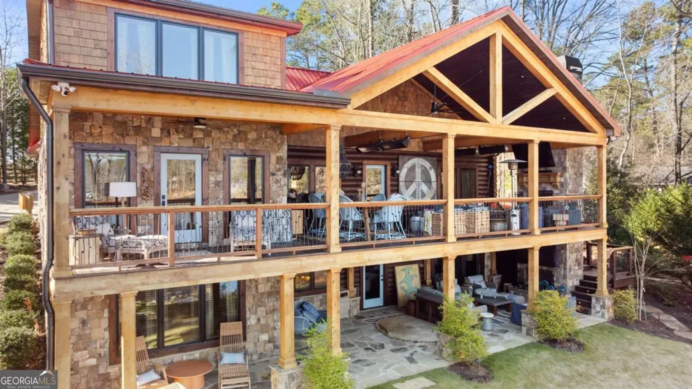 125 Rock Island LN Eatonton, GA 31024