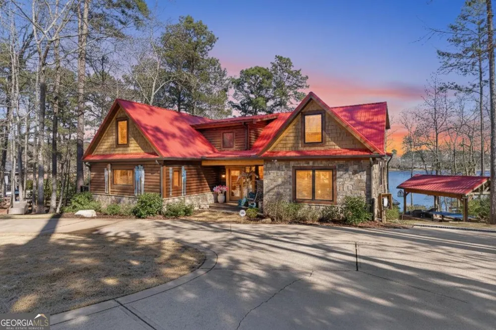 125 Rock Island LN Eatonton, GA 31024