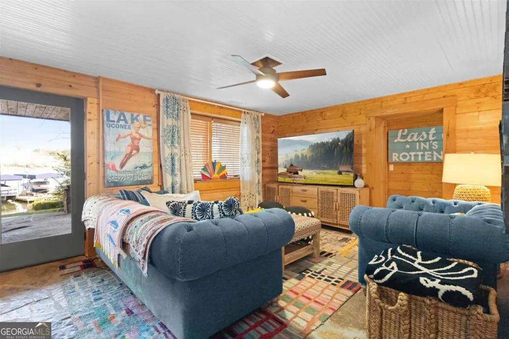 125 Rock Island LN Eatonton, GA 31024