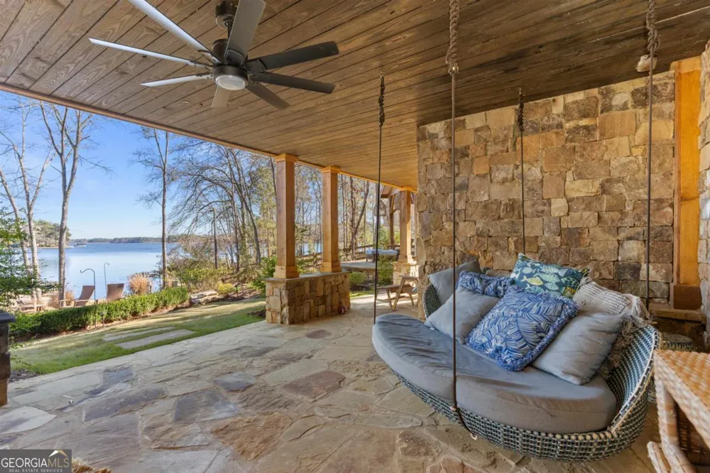 125 Rock Island LN Eatonton, GA 31024