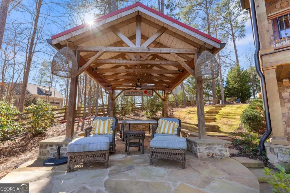 125 Rock Island LN Eatonton, GA 31024