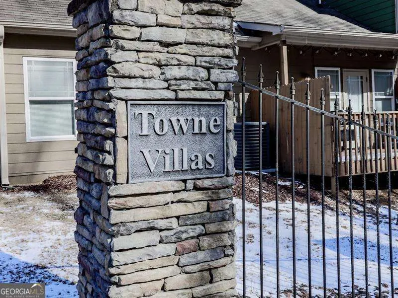 24 N Rim DR Jasper, GA 30143