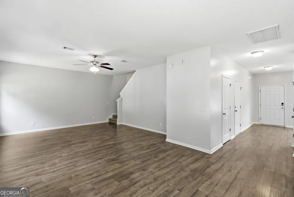 1277 Peacock TRL Hinesville, GA 31313