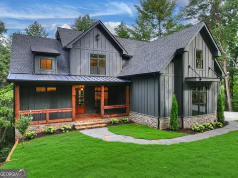 291 Aspen AVE