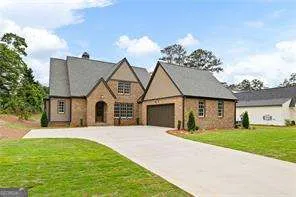 1818 Maple ST Carrollton, GA 30117