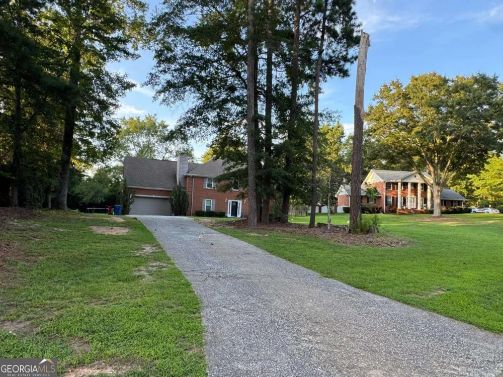 760 Kings Crest CT Fairburn, GA 30213