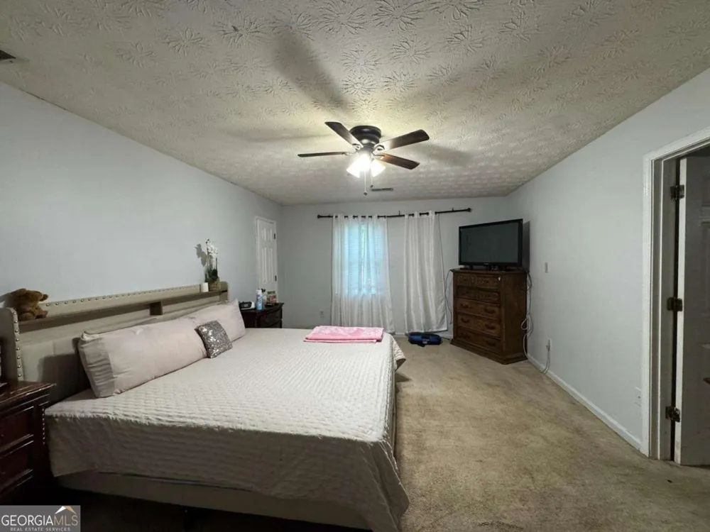 760 Kings Crest CT Fairburn, GA 30213
