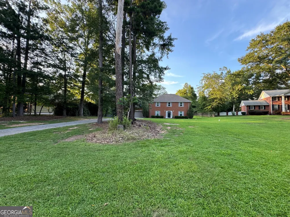 760 Kings Crest CT Fairburn, GA 30213