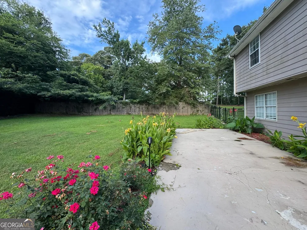 760 Kings Crest CT Fairburn, GA 30213