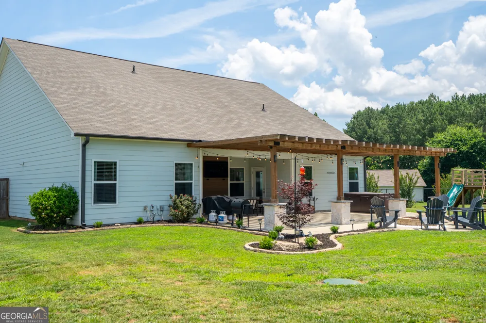 407 Glenn TRL Winder, GA 30680
