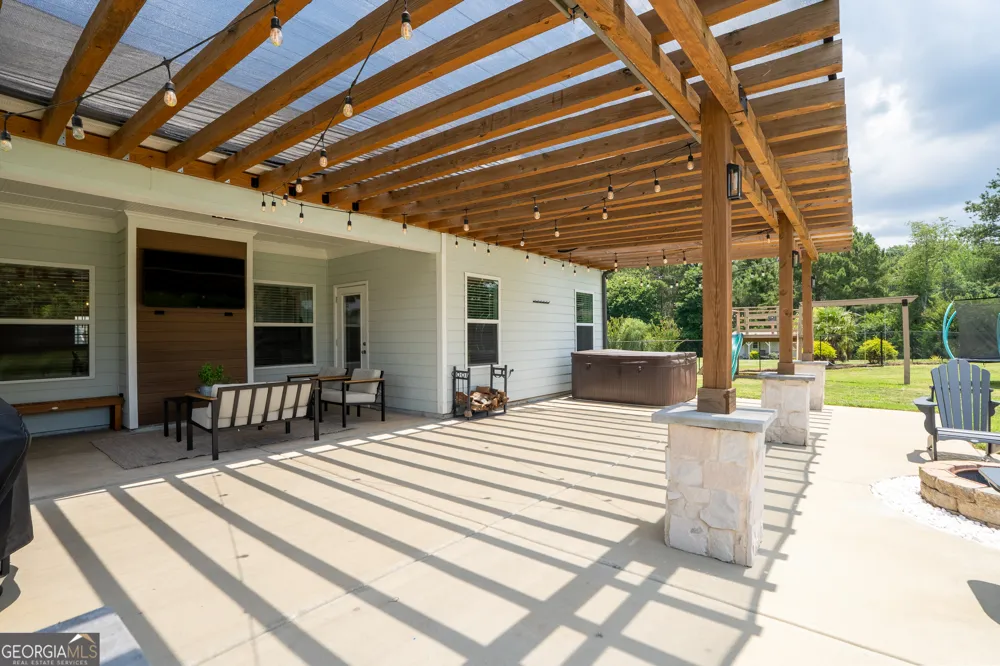 407 Glenn TRL Winder, GA 30680