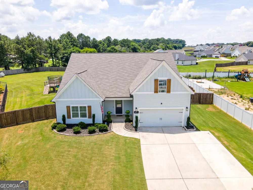 407 Glenn TRL Winder, GA 30680