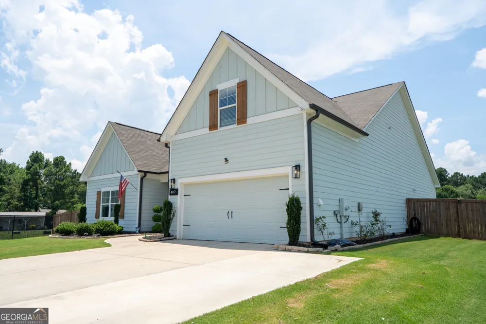 407 Glenn TRL Winder, GA 30680