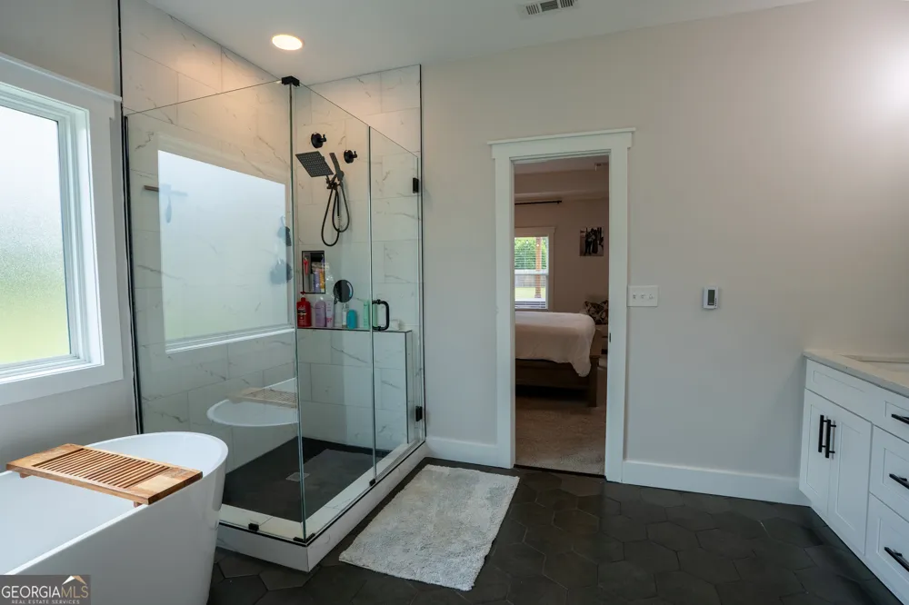 407 Glenn TRL Winder, GA 30680