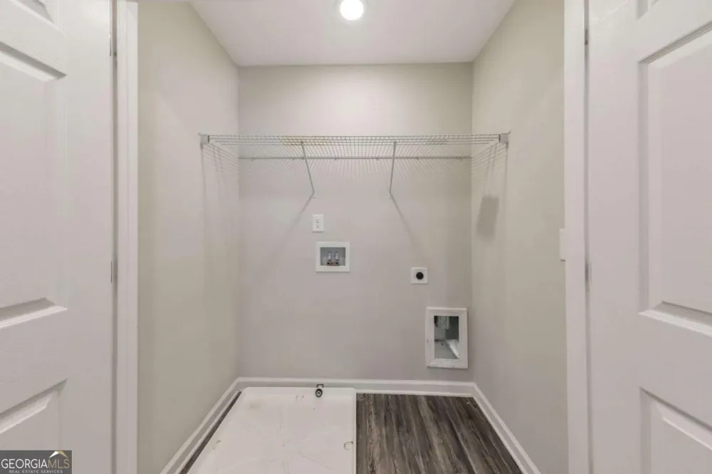 4431 Pinscher ST Union City, GA 30291