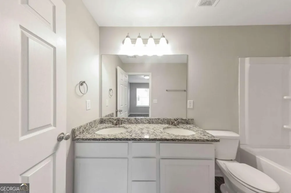 4431 Pinscher ST Union City, GA 30291