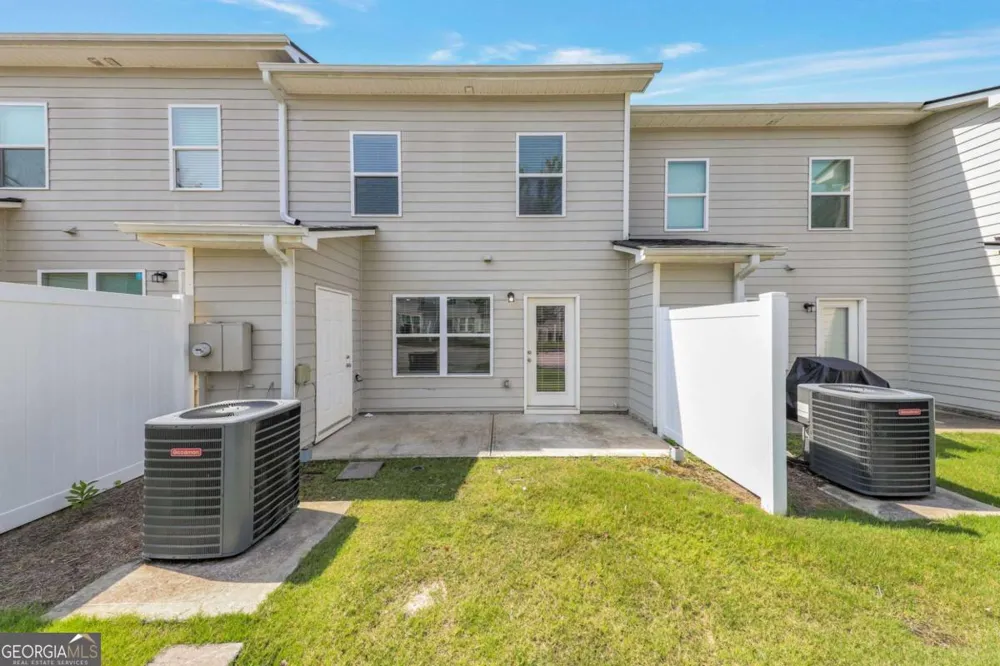 4431 Pinscher ST Union City, GA 30291