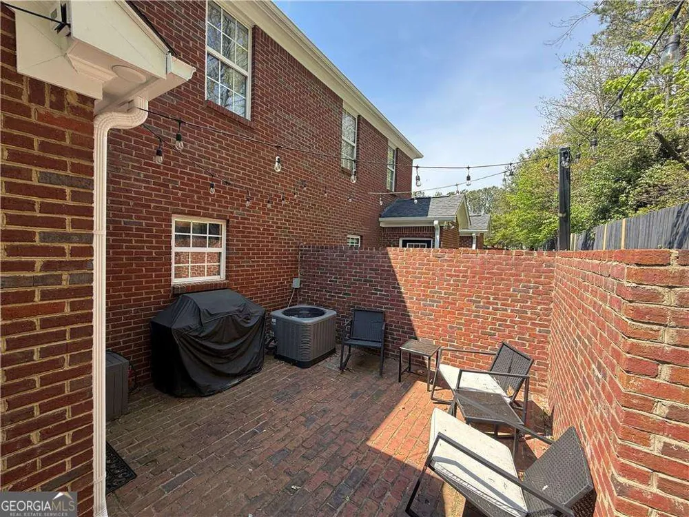 716 Manor WAY Cartersville, GA 30120