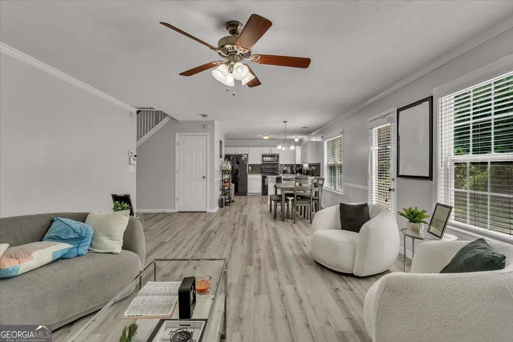 4439 Flat Stone DR Snellville, GA 30039
