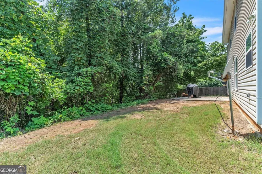 4439 Flat Stone DR Snellville, GA 30039