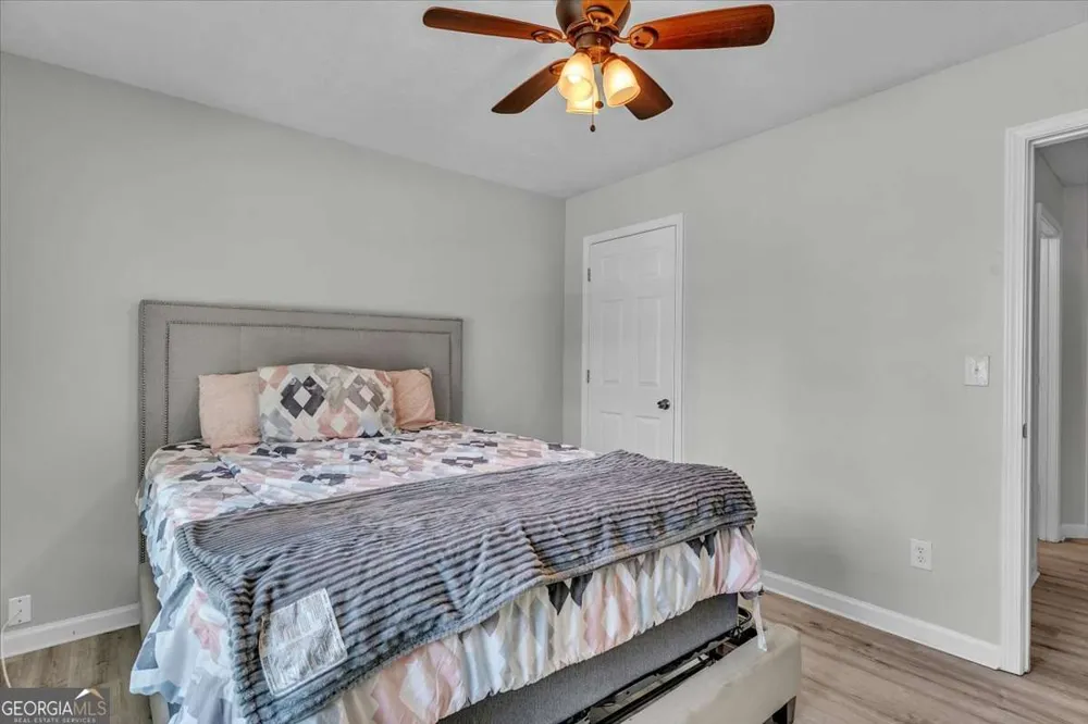 4439 Flat Stone DR Snellville, GA 30039